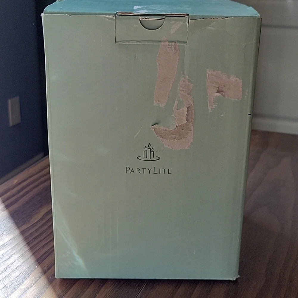 PARTYLITE P7967 5" 24% Lead Crystal Quad Prism Pedestal Candle Holder - Picture 7 of 12